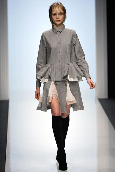 Look 26